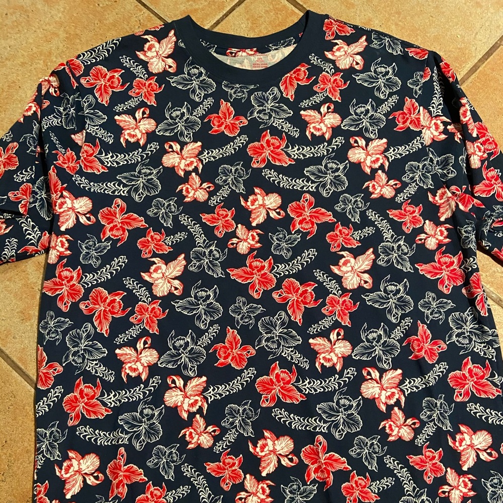 Floral print & Palm tree tshirts 2